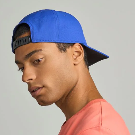 West Cap : Votre logo, en tête de file