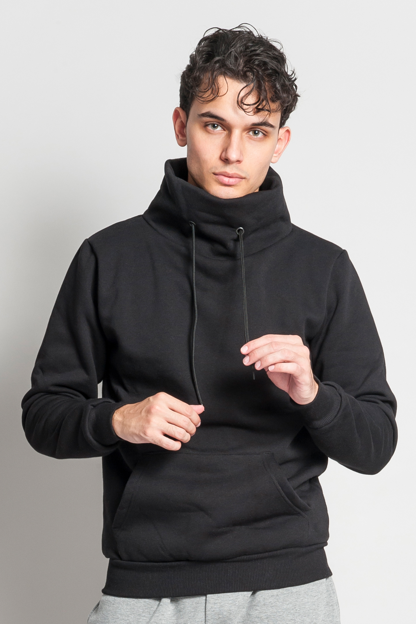 Sweat-shirt à col écharpe