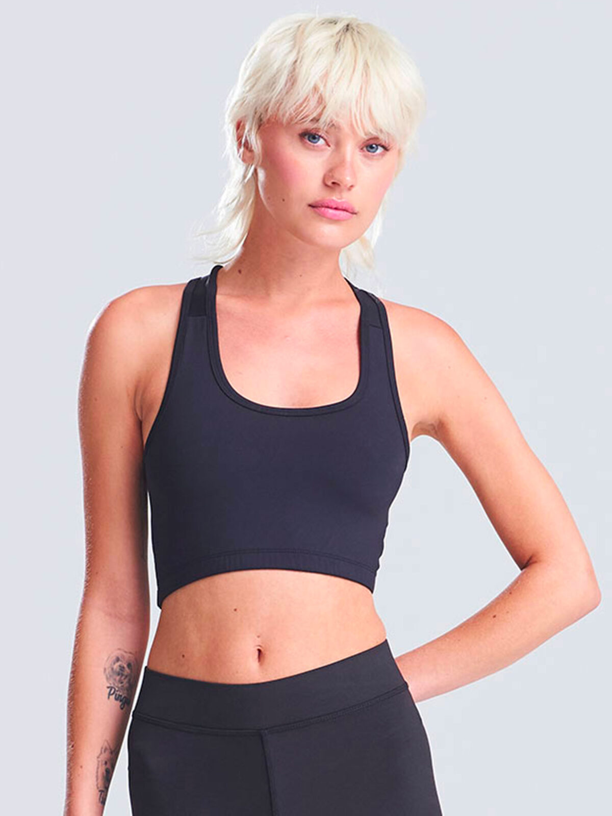 Haut court de sport tendance pour femme