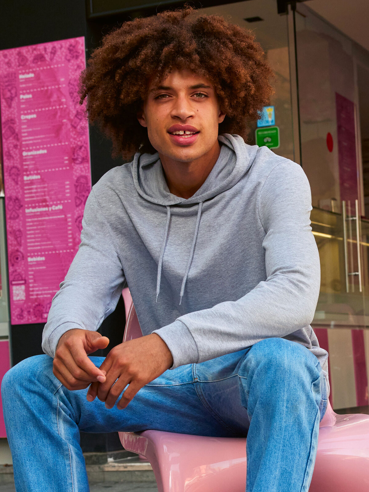 Sweatshirt à capuche - 005 - Noir pur