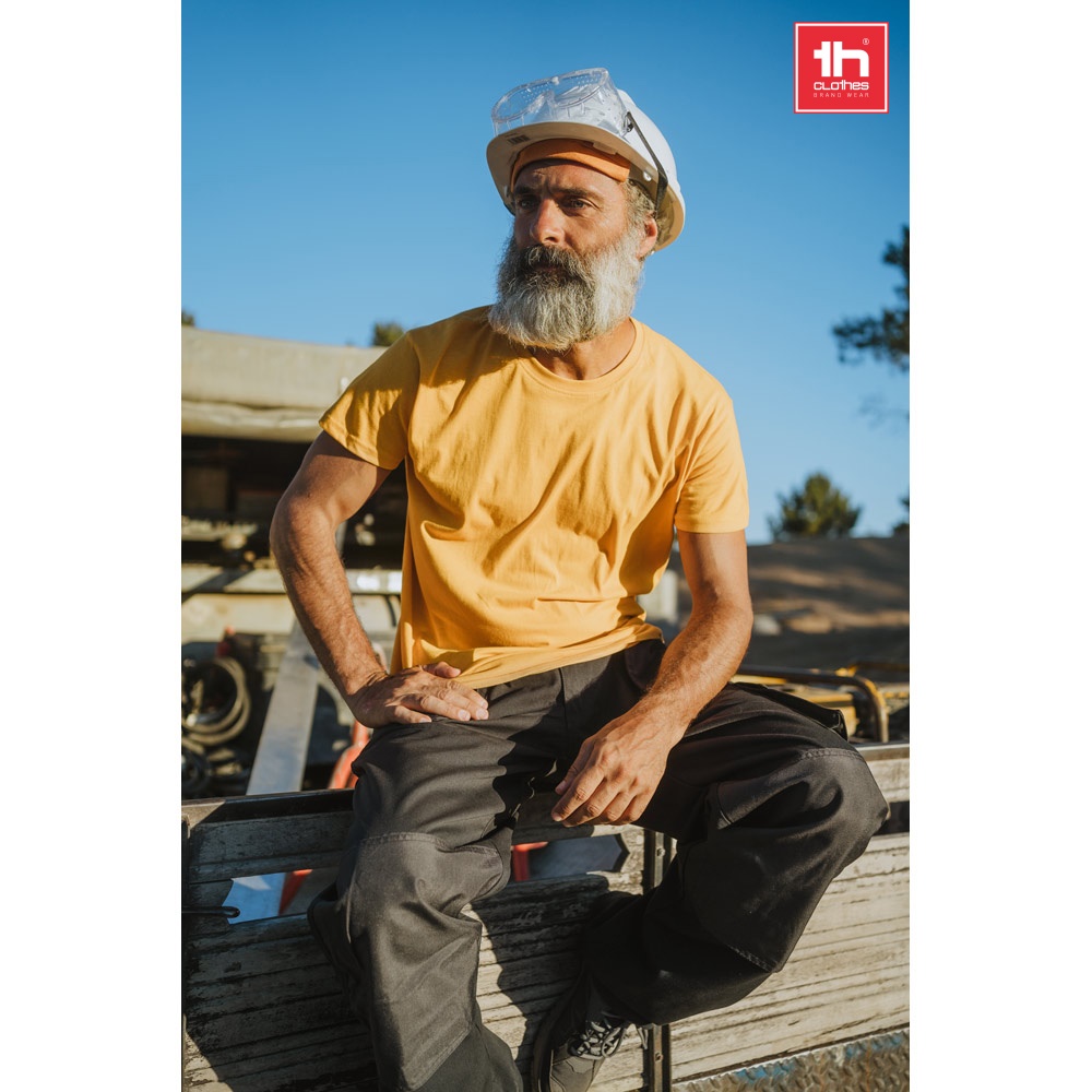 THC VARSOVIE. Pantalon homme en coton et polyester.