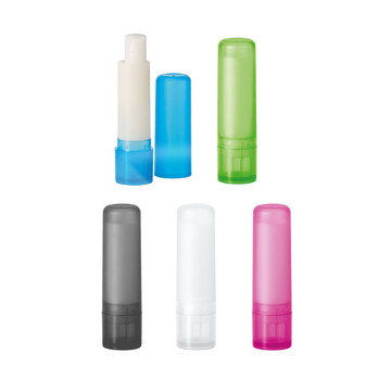 JOLIE. Baume à lèvres en stick, disponible en PS et PP.