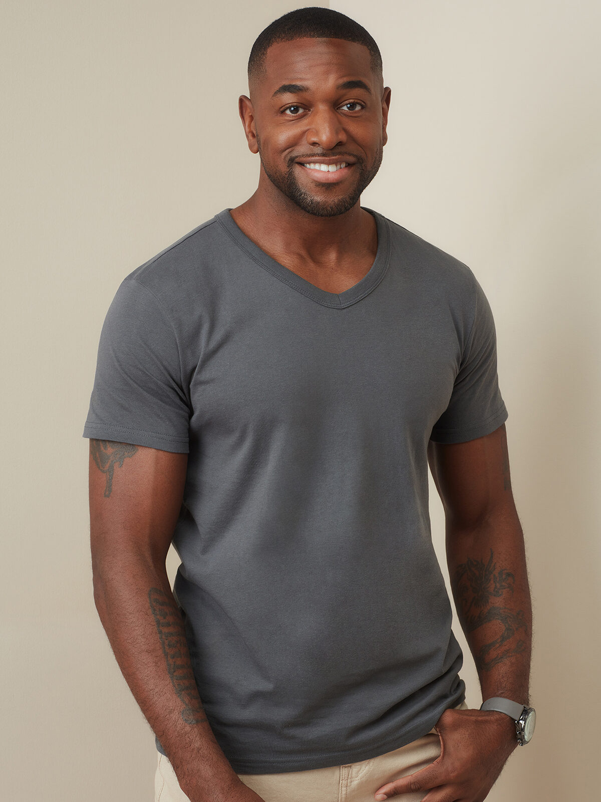 T-shirt Ben à col en V